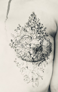 « À fleur de peau – Mémoire d’un défilé éphémère » – Photographies Karine Saporta - Body Painting par Junko Murakami